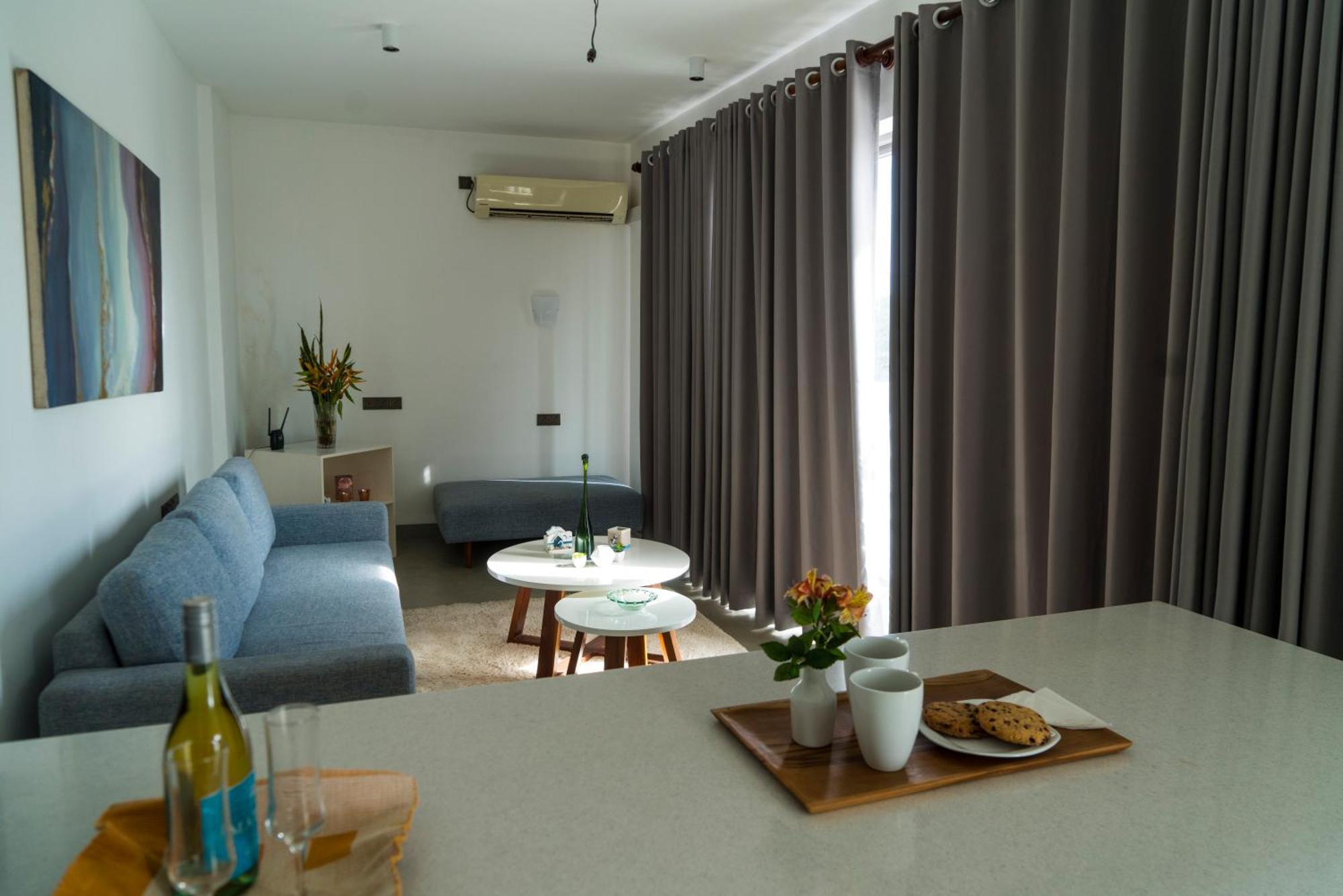 Four Petals Inn Colombo Kültér fotó